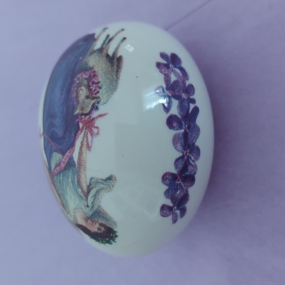 Home Decor - Picture 2 of 4